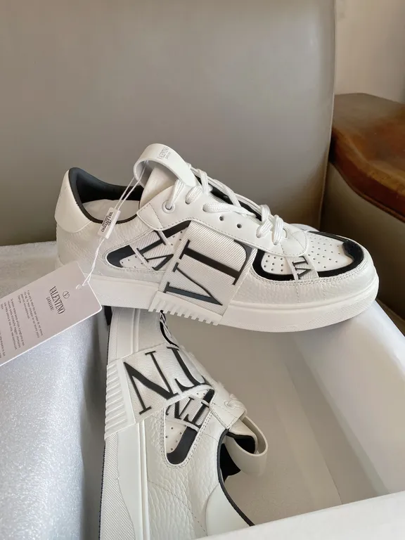 Valentino Shoe 